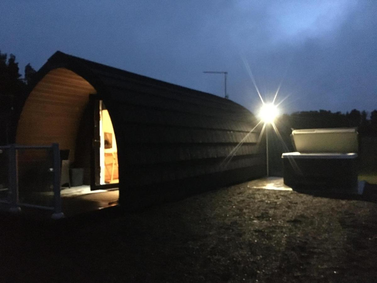 Robins Nest Glamping Pod With Hot Tub Hotel Keith Eksteriør billede