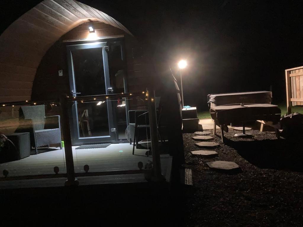 Robins Nest Glamping Pod With Hot Tub Hotel Keith Eksteriør billede